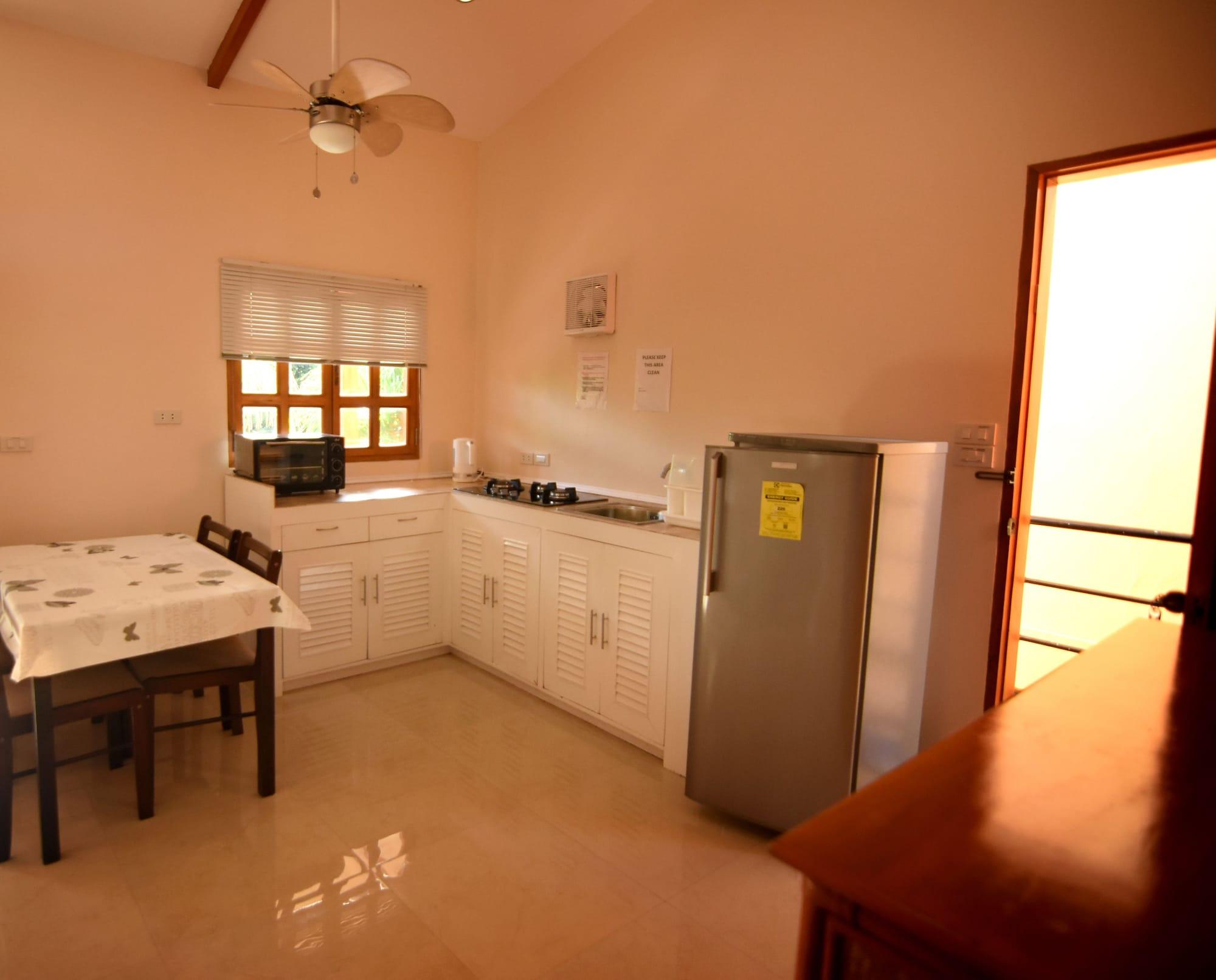 Alona42 Resort Panglao Extérieur photo