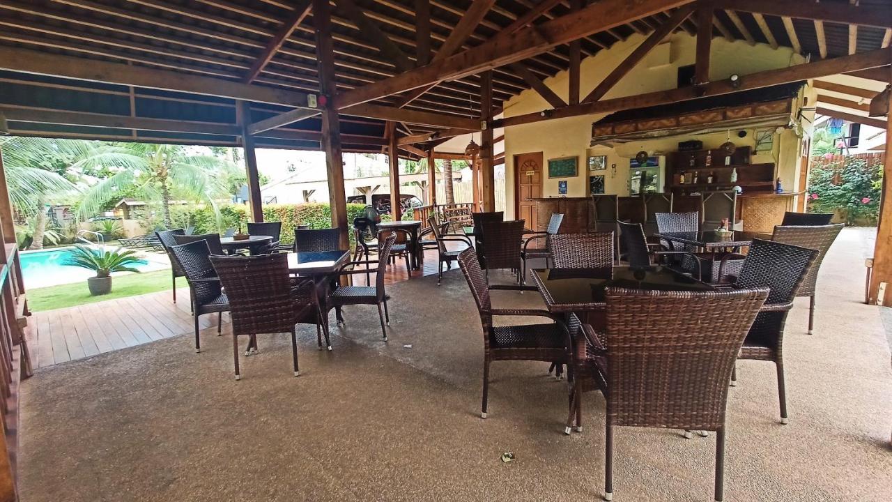 Alona42 Resort Panglao Extérieur photo