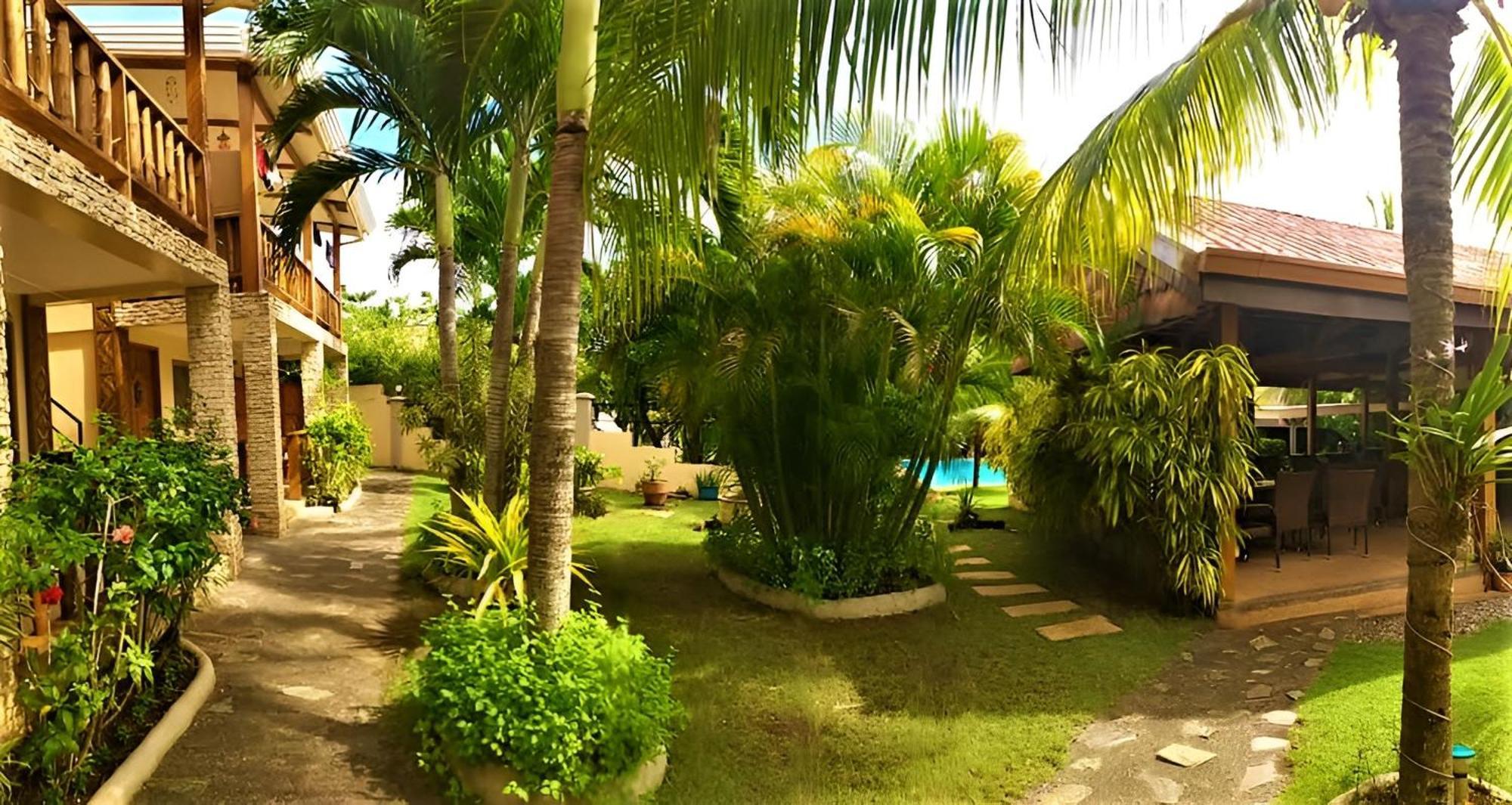 Alona42 Resort Panglao Extérieur photo