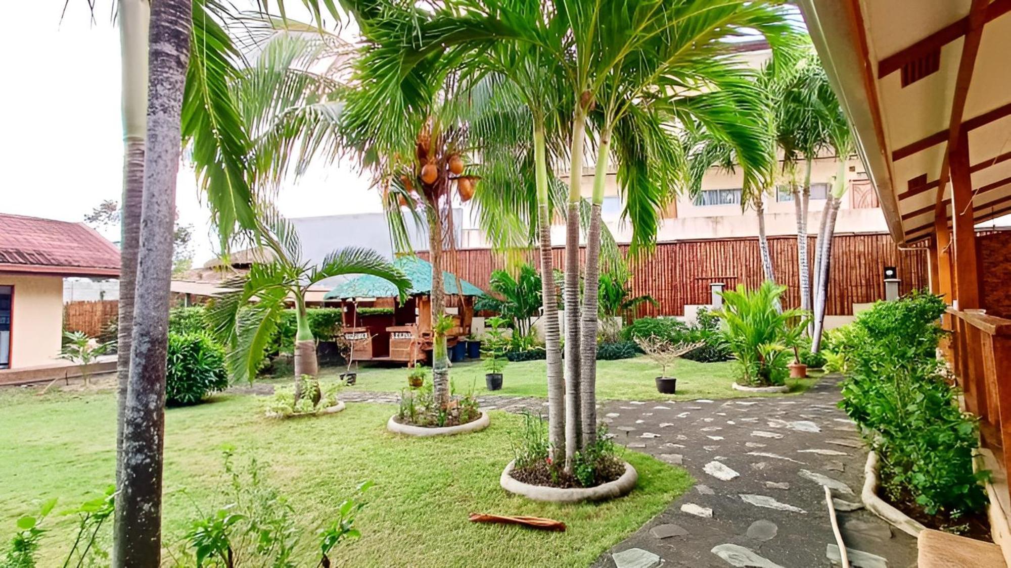 Alona42 Resort Panglao Extérieur photo